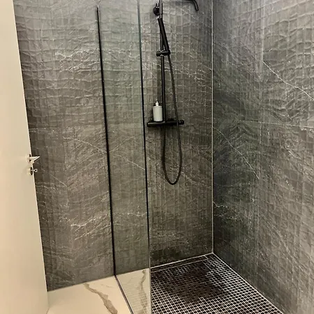 Apartamento La Perle By Cosmopolitan Mv1 Braşov